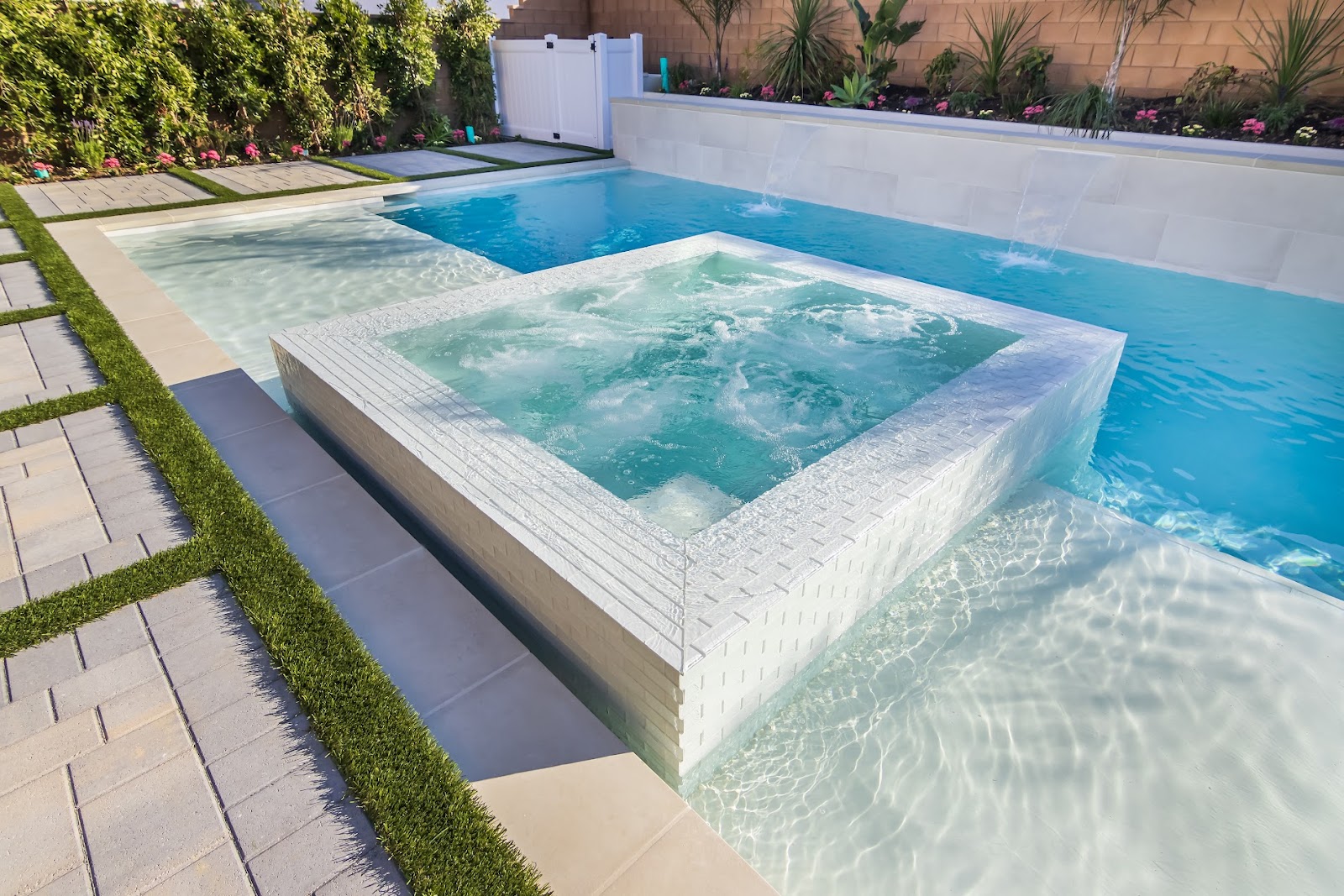 Water Features & Landscaping — Pool Masters LA